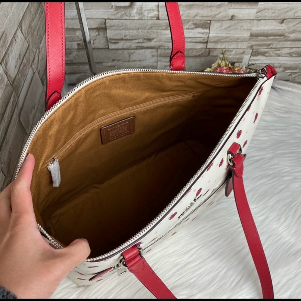 NWT Coach Lady Bug Tote and Wallet - Picture 2 of 8